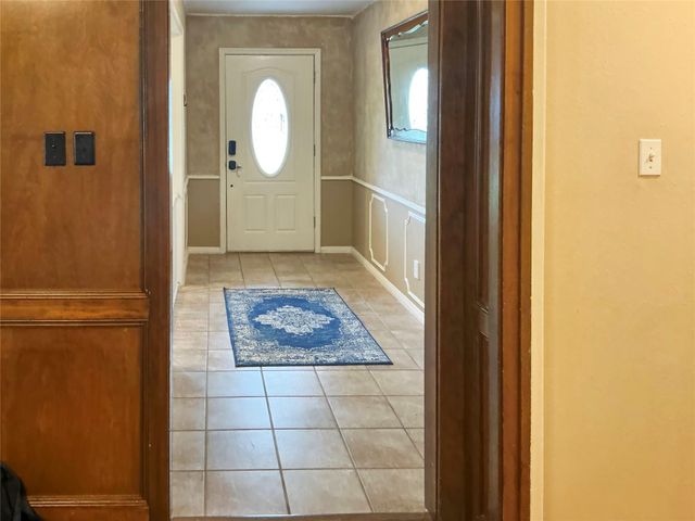 113 Flag Drive E, Lake Jackson, TX 77566