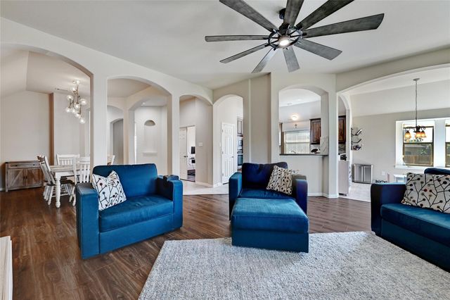 2812 Saint Paul Rivera LN, Round Rock, TX 78665