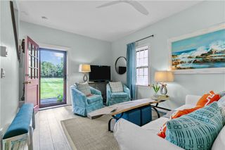 97 Narragansett Avenue C4, Newport, RI 02840