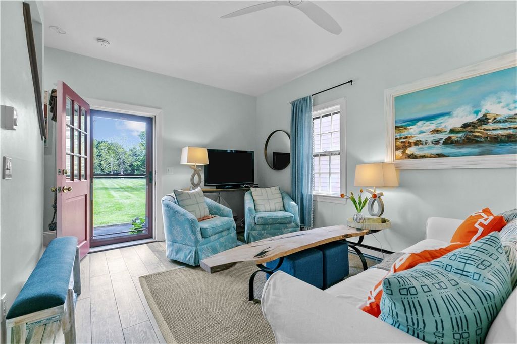 97 Narragansett Avenue C4, Newport, RI 02840