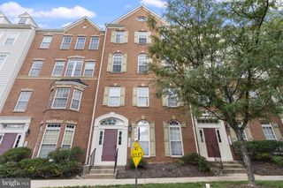 5675 HARRINGTON FALLS LN #H, Alexandria, VA 22312