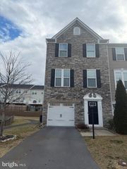 116 CHAMOMILE CT, Lake Frederick, VA 22630