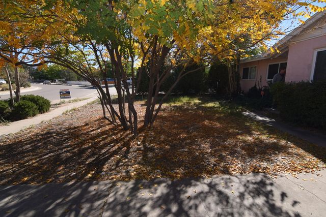 1021 LUTHY Circle NE, Albuquerque, NM 87112