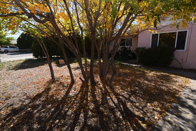 1021 LUTHY Circle NE, Albuquerque, NM 87112