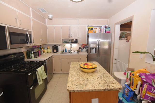 1021 LUTHY Circle NE, Albuquerque, NM 87112