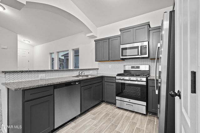 14305 Tobe Davis Drive, Horizon City, TX 79928