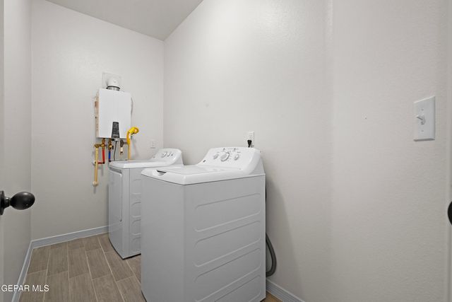 14305 Tobe Davis Drive, Horizon City, TX 79928
