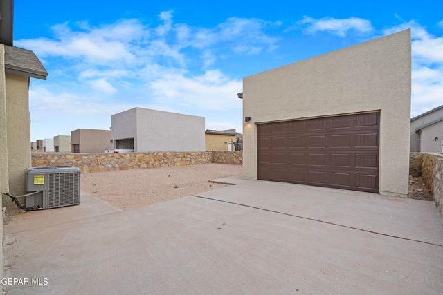 14305 Tobe Davis Drive, Horizon City, TX 79928