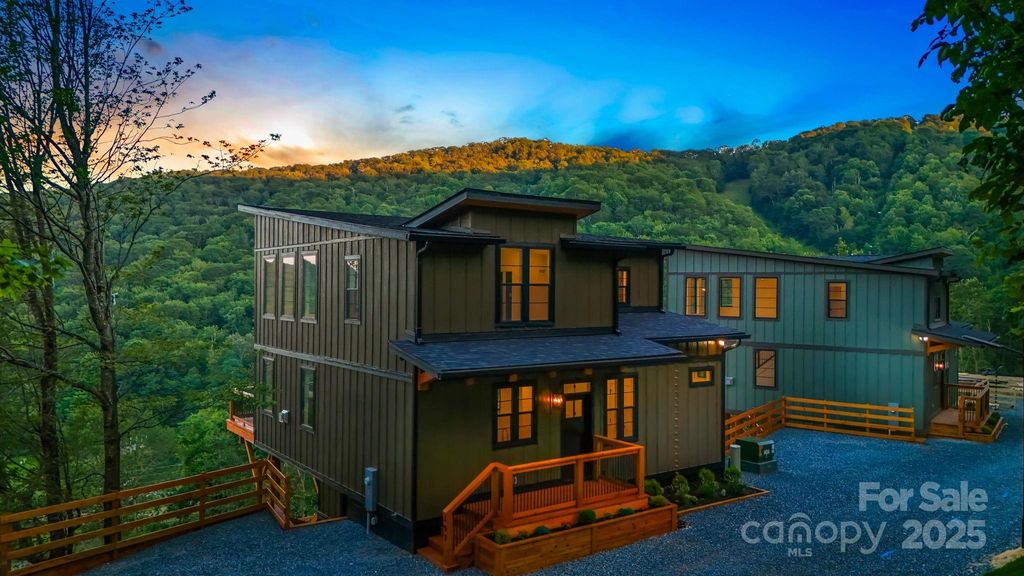 397 Snowcloud Drive, Seven Devils, NC 28604
