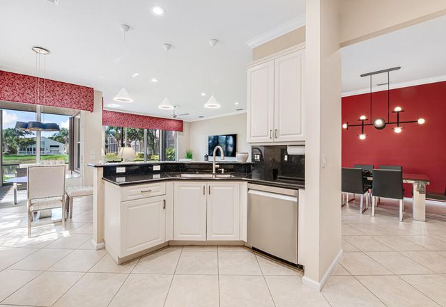 7727 Ocean Sunset Drive, Lake Worth, FL 33467