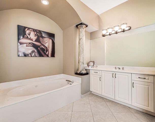 7727 Ocean Sunset Drive, Lake Worth, FL 33467