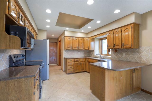 2800 Mohican Avenue, Independence, MO 64057