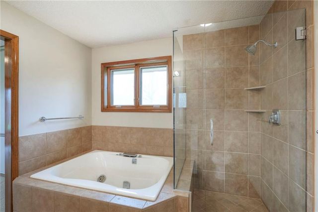 2800 Mohican Avenue, Independence, MO 64057