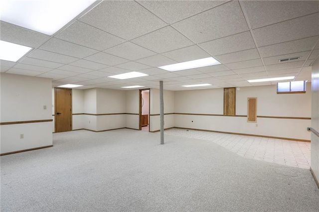 2800 Mohican Avenue, Independence, MO 64057