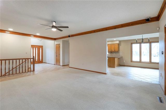 2800 Mohican Avenue, Independence, MO 64057