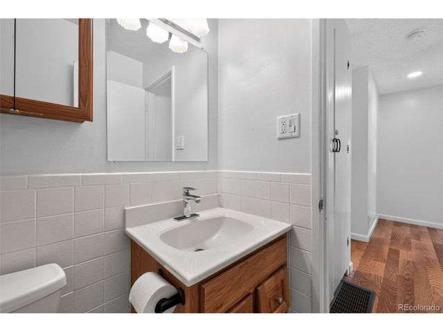1730 Hoffman Way, Denver, CO 80229
