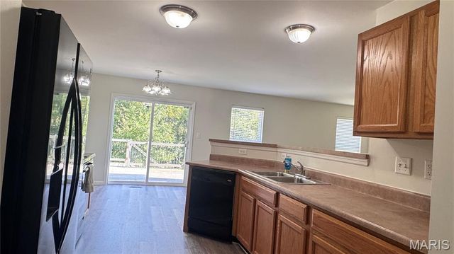 722 Wayland Drive, O'fallon, MO 63366