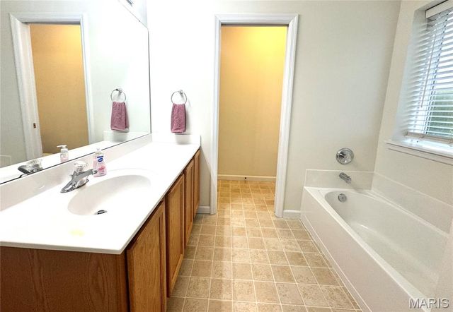 722 Wayland Drive, O'fallon, MO 63366