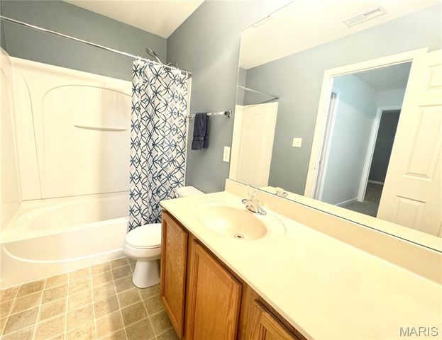 722 Wayland Drive, O'fallon, MO 63366