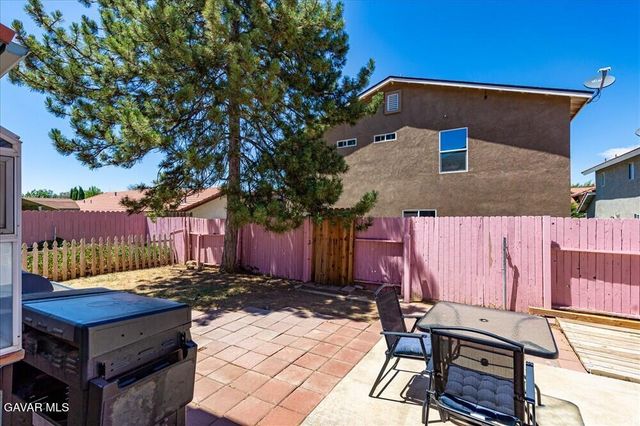 1134 Elm Street, Tehachapi, CA 93561