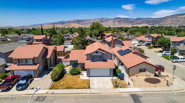 1134 Elm Street, Tehachapi, CA 93561