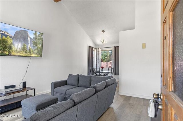 1134 Elm Street, Tehachapi, CA 93561