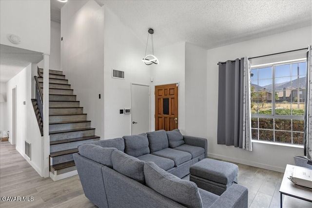 1134 Elm Street, Tehachapi, CA 93561