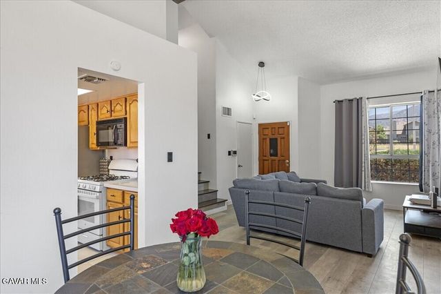 1134 Elm Street, Tehachapi, CA 93561