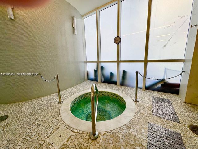 18101 Collins Ave 1906, Sunny Isles Beach, FL 33160