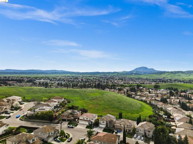 2497 Covelite Way, Antioch, CA 94531