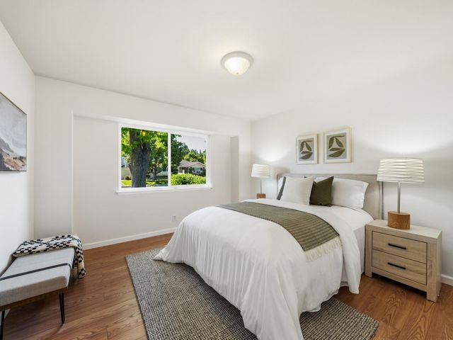 12100 Saraglen Drive, Saratoga, CA 95070