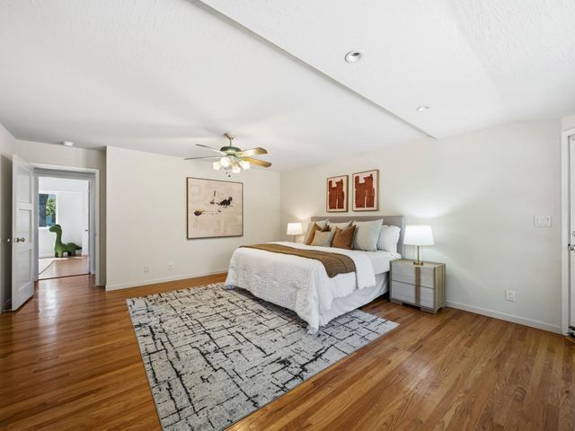 12100 Saraglen Drive, Saratoga, CA 95070