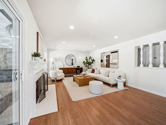 12100 Saraglen Drive, Saratoga, CA 95070