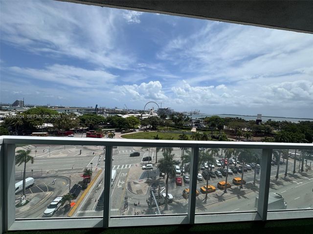 244 Biscayne Boulevard 702, Miami, FL 33132