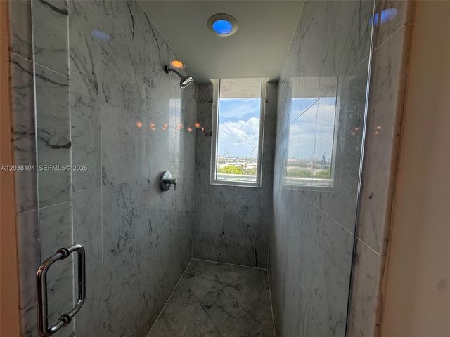244 Biscayne Boulevard 702, Miami, FL 33132