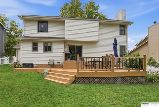 16914 Patterson Drive, Omaha, NE 68135