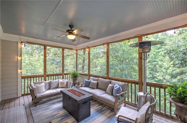 16 Cambridge Way, Cartersville, GA 30121