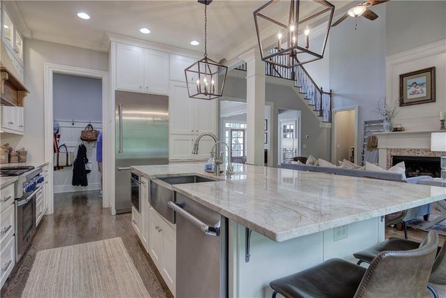 16 Cambridge Way, Cartersville, GA 30121