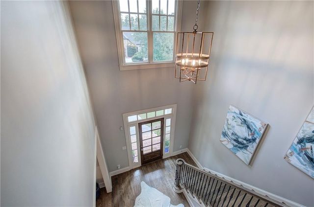 16 Cambridge Way, Cartersville, GA 30121