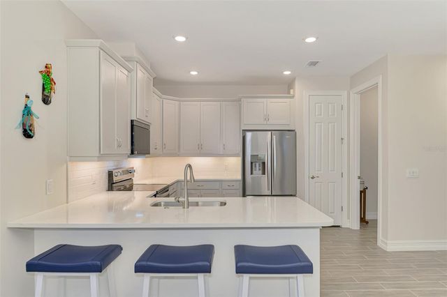 387 IBIZA LOOP, Venice, FL 34292