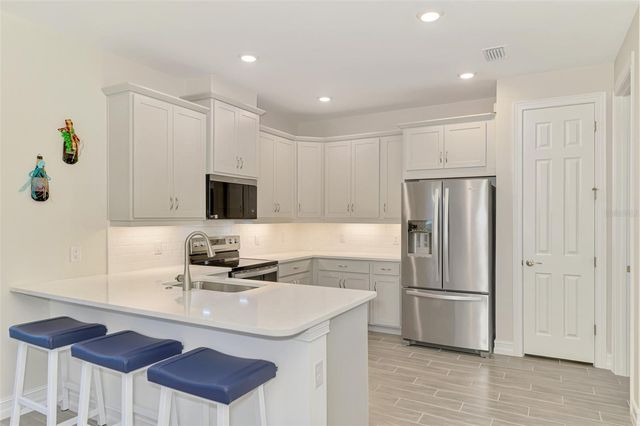 387 IBIZA LOOP, Venice, FL 34292