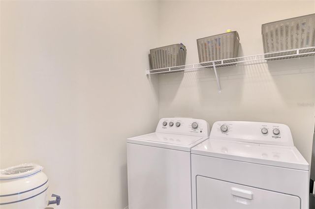 387 IBIZA LOOP, Venice, FL 34292