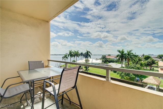 1766 Cape Coral PKWY E 407, Cape Coral, FL 33904