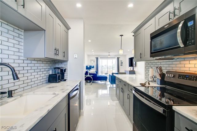 1766 Cape Coral PKWY E 407, Cape Coral, FL 33904
