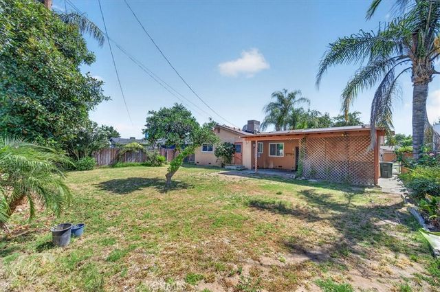 1604 S Sierra Vista, Fresno, CA 93702