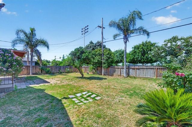 1604 S Sierra Vista, Fresno, CA 93702