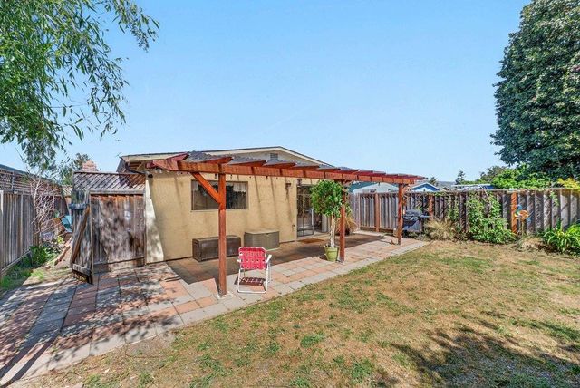 517 Tuttle Avenue, Watsonville, CA 95076