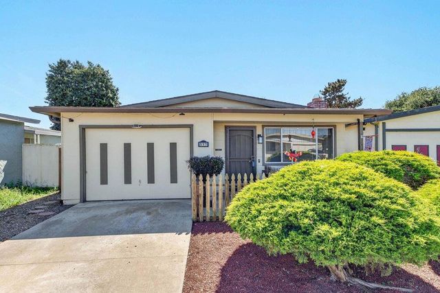 517 Tuttle Avenue, Watsonville, CA 95076
