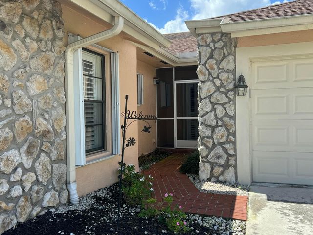 21023 Rustlewood Avenue, Boca Raton, FL 33428