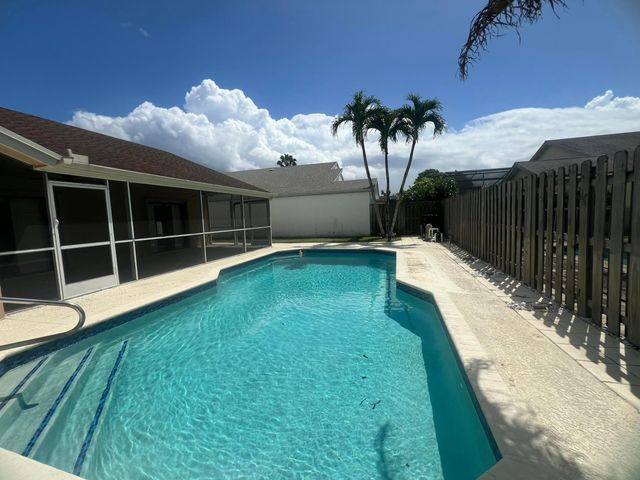 21023 Rustlewood Avenue, Boca Raton, FL 33428